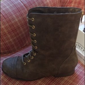 Distressed faux leather children’s lace up boots